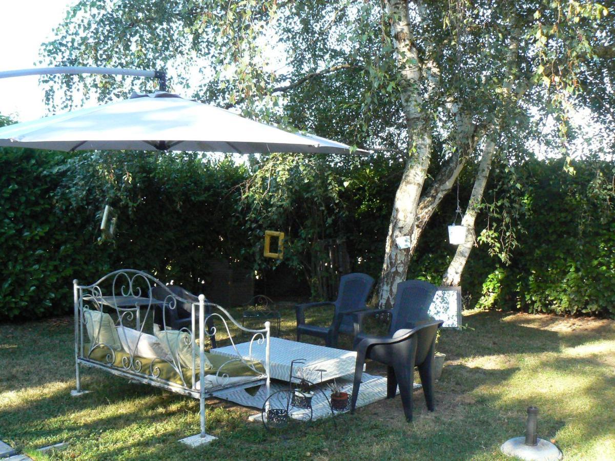 La Caldamente Bed and Breakfast Rieux-de-Pelleport Exteriör bild